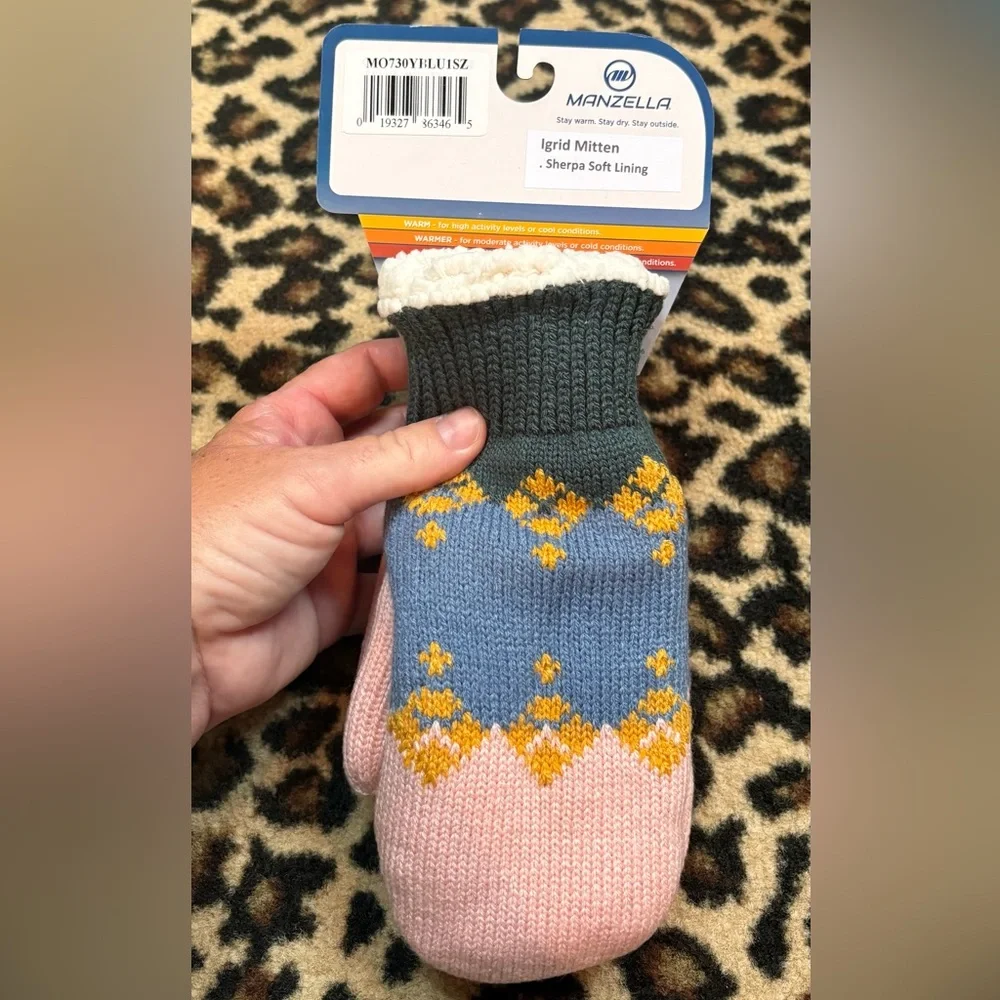 NWT Manzella Igrid Mitten Youth Os